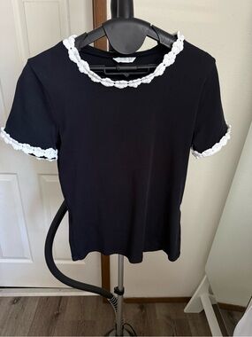 zara black knit top with white floral trim short sleeve coquette balletcore